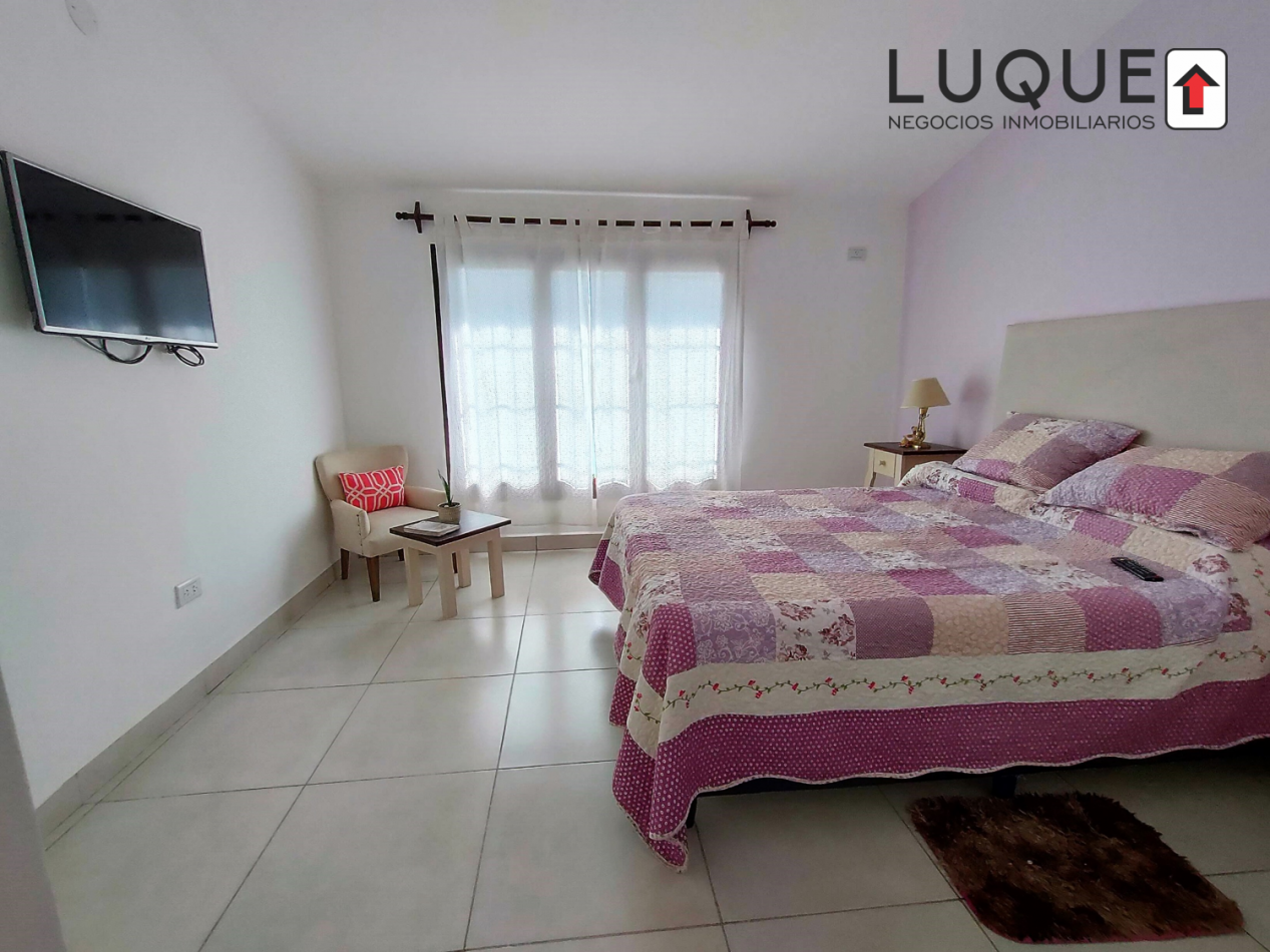 SAN LORENZO - CASA EN VENTA