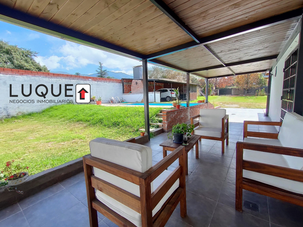 SAN LORENZO - CASA EN VENTA