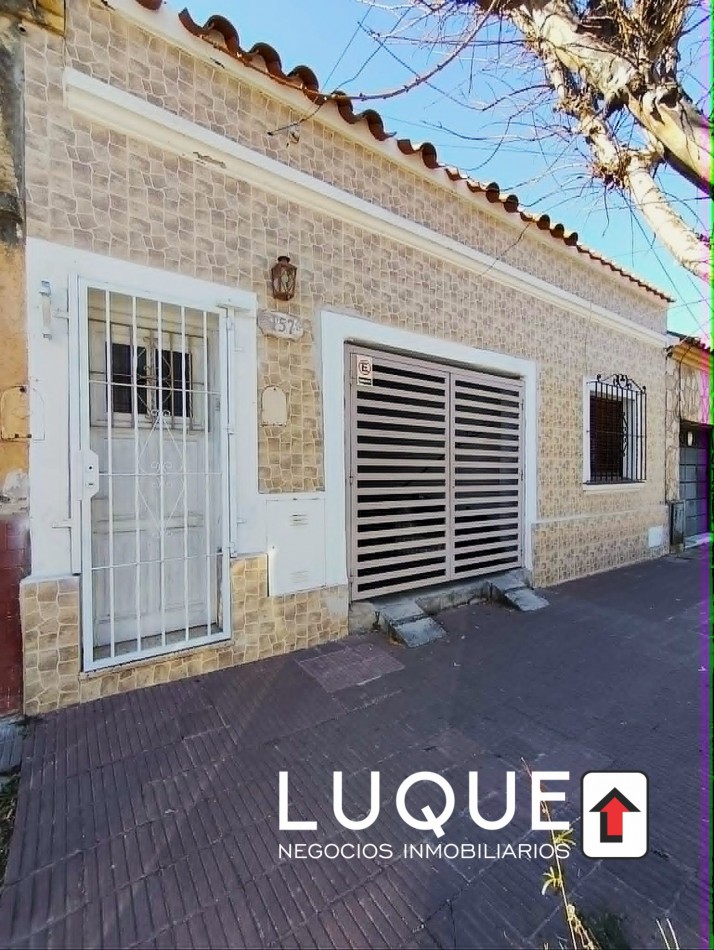ALQUILO CASA CENTRICA